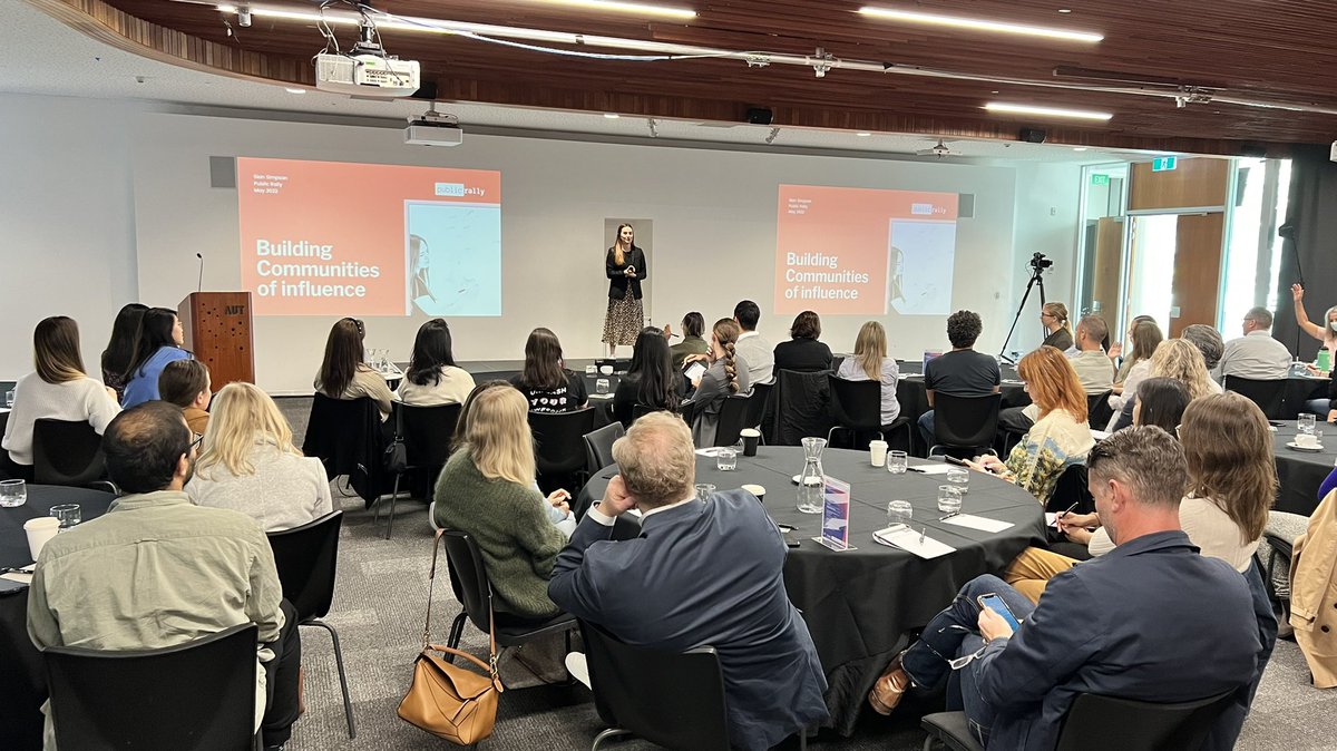 JustinFlitter's tweet photo. Building communities of influence with @SianSimpson @nz_tmg #tmg22 https://t.co/OPpVi0N2SQ