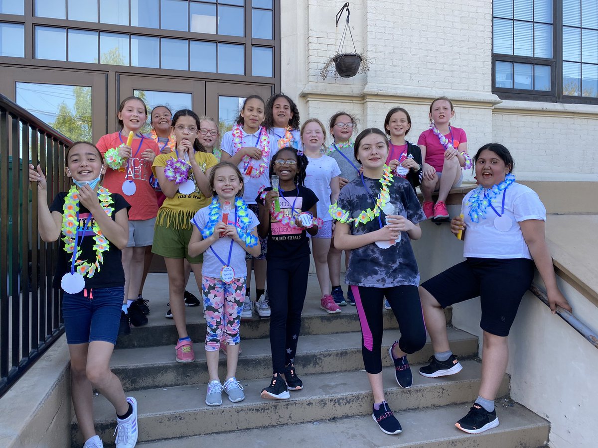 RForgotch's tweet photo. Harding GOTR activated their star power and did an AWESOME job completing their practice 5k today! A huge thank you to everyone that came out and cheered, helped, and ran with our girls! Your support means everything! https://t.co/UodKMVGxz9