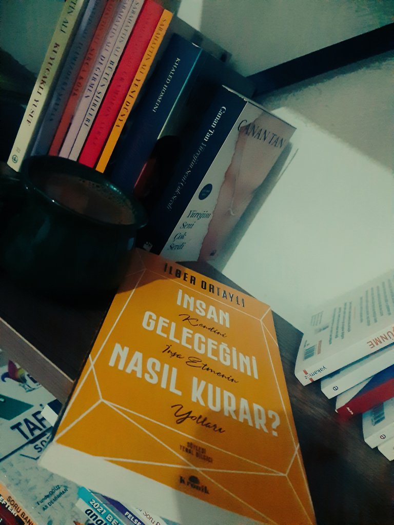 basketsever1210's tweet photo. Kitaplara olan aşkım. https://t.co/kNMo8Qf06R