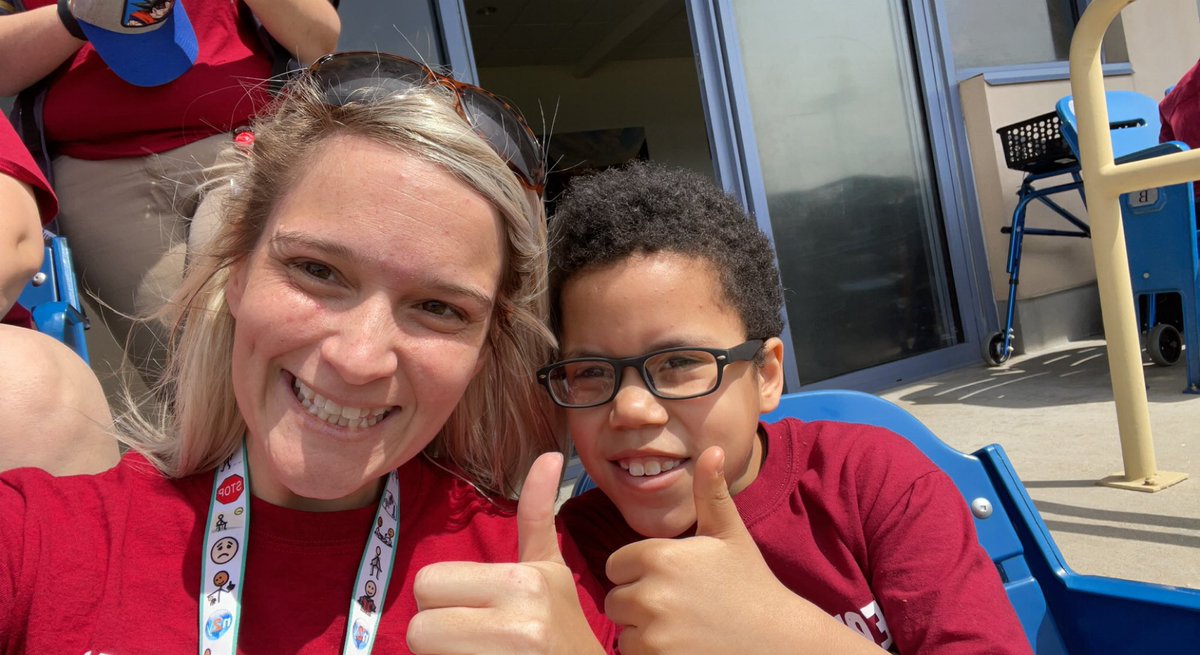 Mrs. Harrah tweet media