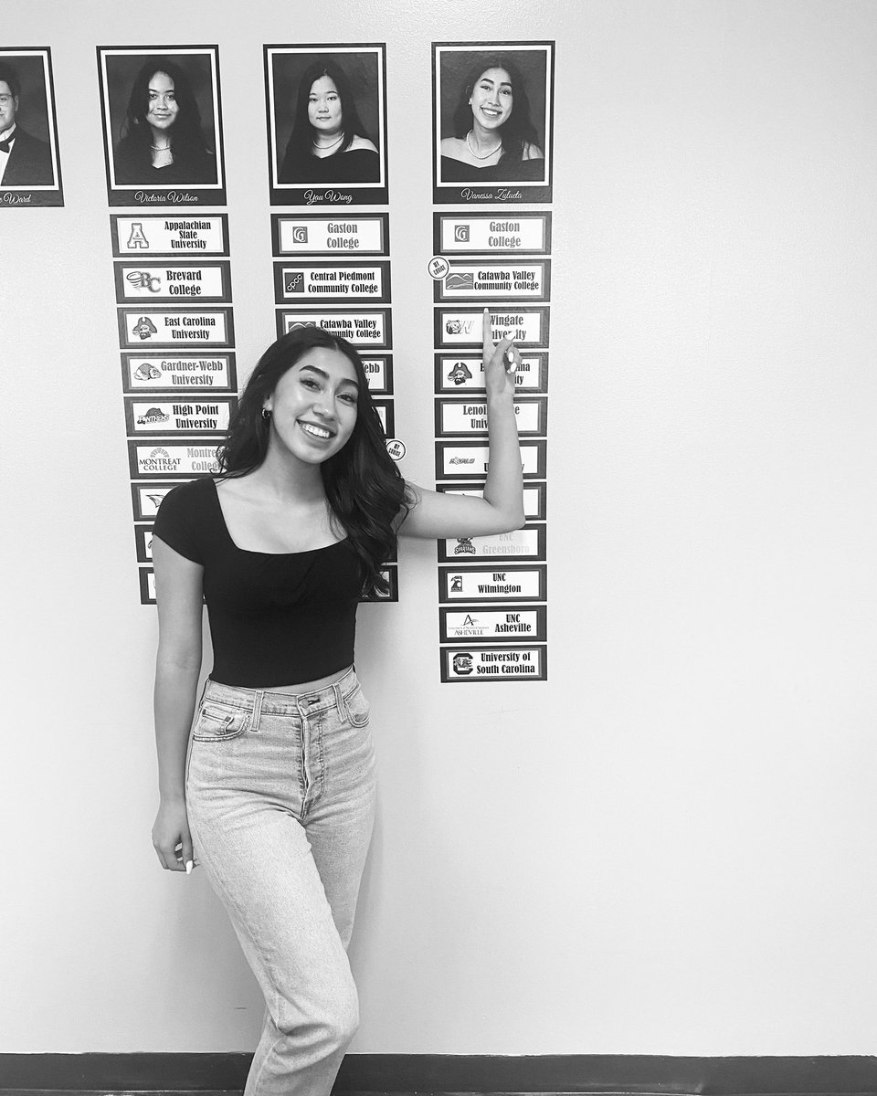 lcs_lincolnton's tweet photo. Vanessa made her choice!! She will be attending Catawba Valley Community College. She plans to get her degree in Business Administration and go into real estate. Congratulations Vanessa!! We are so proud of you!! #lcseagles @CatawbaValleyCC https://t.co/ny0uE2Kciv