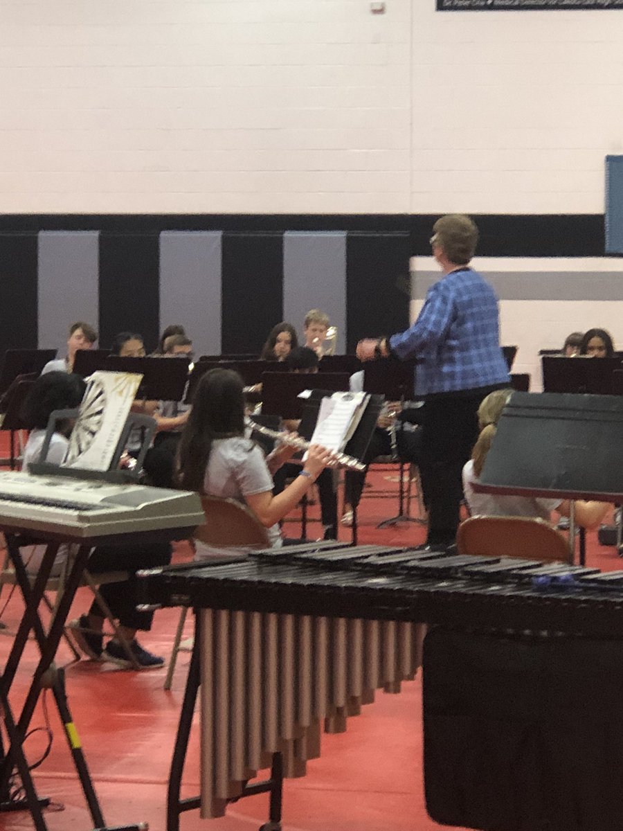 HopewellPride's tweet photo. HJS 7th grade band concert rockin the house!!  #WEareLakota https://t.co/LDlEWjx1gv