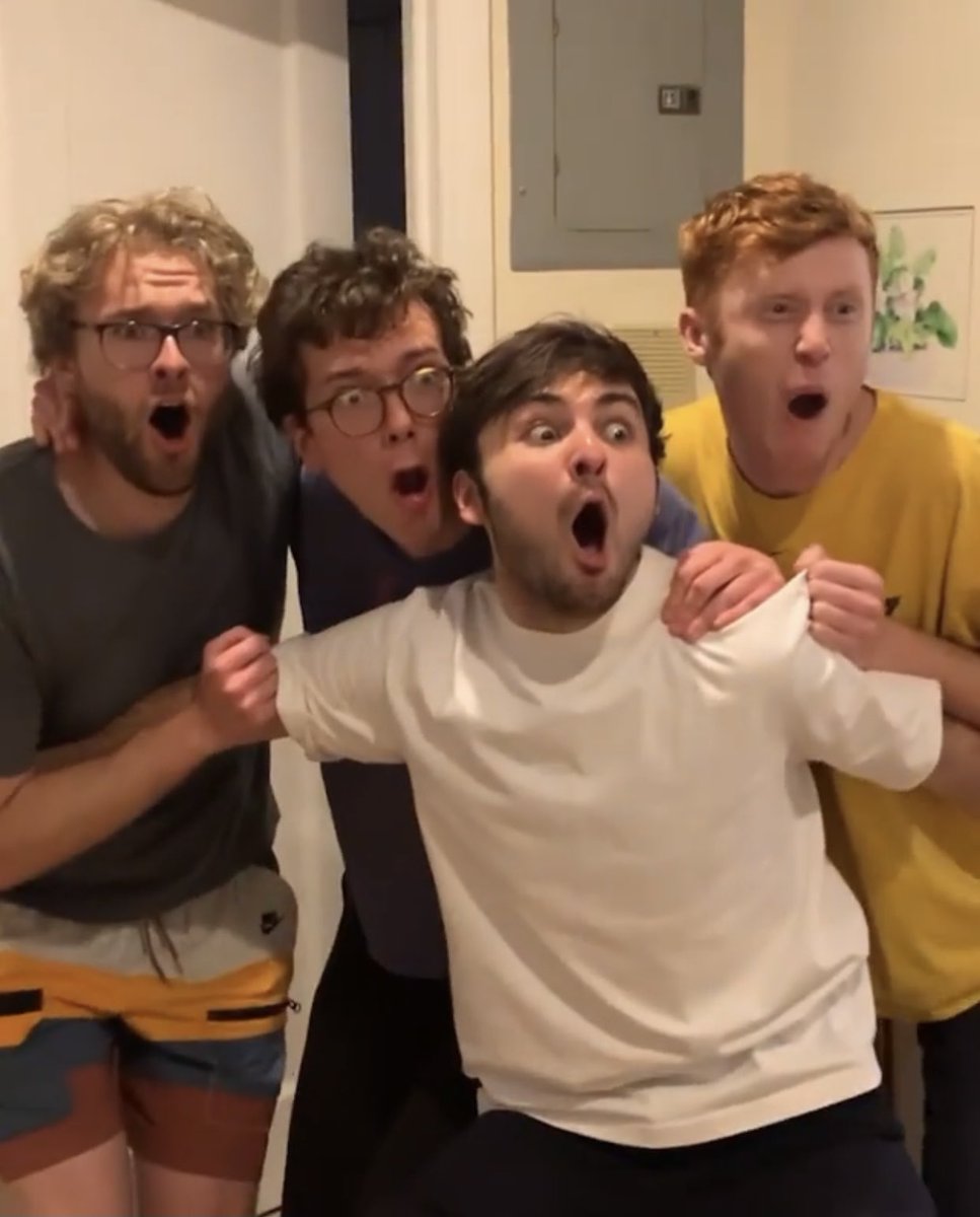 PlsDntDestroyer's tweet photo. This was our multiverse of madness https://t.co/8BTxa3KtCd