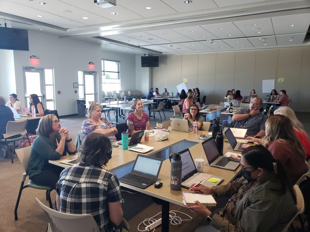 Karen Delay tweet media