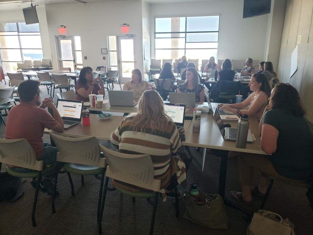 Karen Delay tweet media