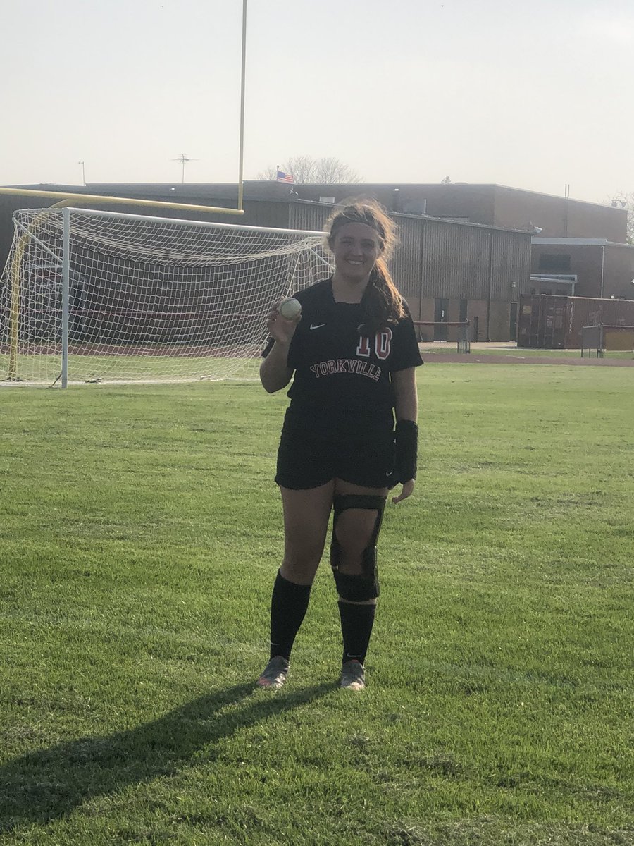 YHSAthletics115's tweet photo. Owen Ross @FoxesBaseball bomb lands in the end zone of Campbell Field., luckily the @yhssoccer_girls game was at halftime! #GoFoxes https://t.co/PPZMUl2Niq
