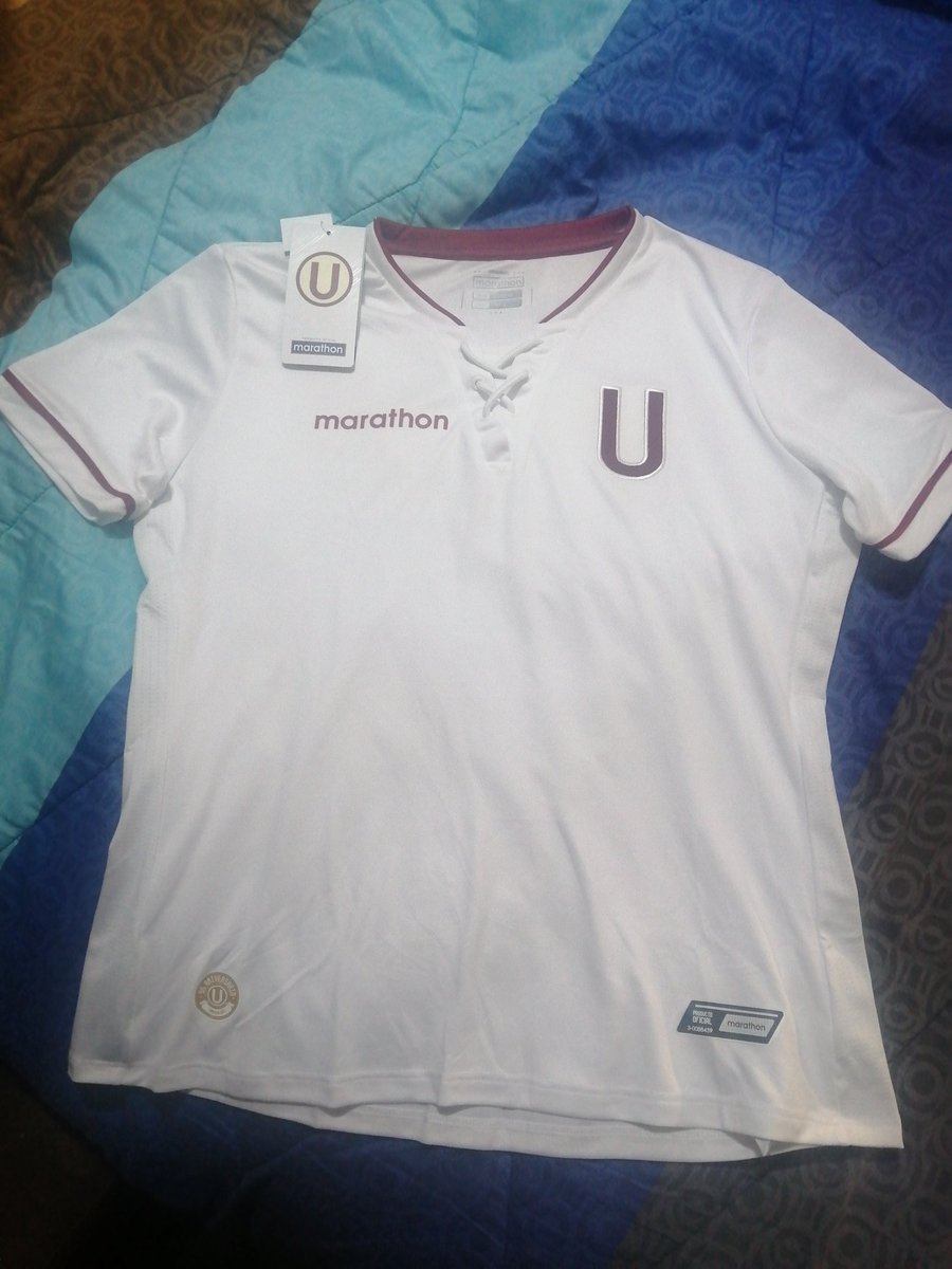 Sólo para seguidores. A partir de hoy sorteamos esta camiseta blanca original Marathon de Universitario de Deportes. Talla L. Sigueme como @drjaimeguerrero, RT y un comentario. Mucha suerte!