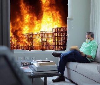 MiguelABernalV's tweet photo. Arde Colón? Y ¿a quién le importa? https://t.co/Wc64pTdVT0