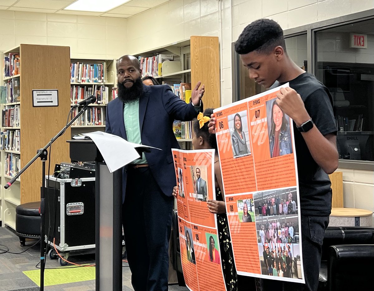 principaldburke's tweet photo. Our own Justin Jones was recognized tonight at the HCS Board Meeting. Mr. Jones has created an awesome Student Leadership Program at Bumpus. ⁦@RFBumpus⁩ ⁦@HooverSchools⁩ ⁦@StayUpWithJones⁩ https://t.co/cwi2U1nP68