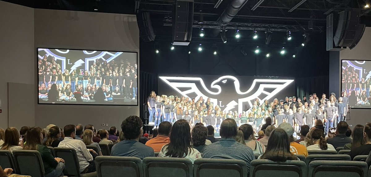 EducateEH's tweet photo. Last concert of the year. Good job Karina and friends! https://t.co/BbdUdlxaa2