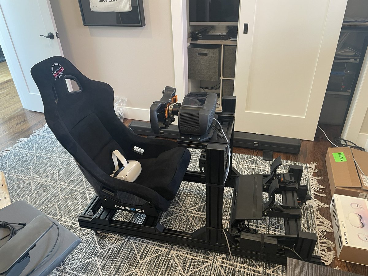 LorenTheAdult tweet media