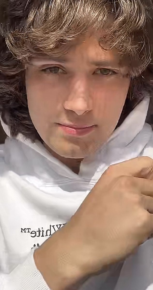 mrswilliamwhit1's tweet image. @w_white18 you stole my heart almost a year ago and I hope you don’t have any plans on giving it back 😉♥️
#keepit
#dontwantitback