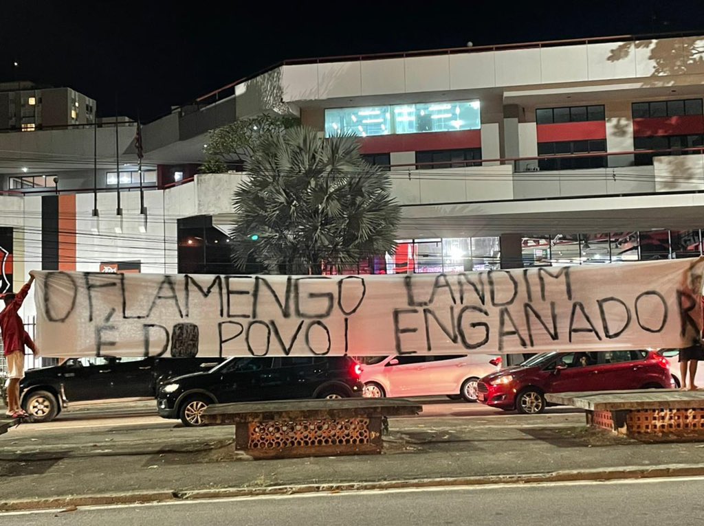 Gislaineyl's tweet photo. O Flamengo é do povo !!
#ForaBrazESpindel https://t.co/nNebDCtSY3