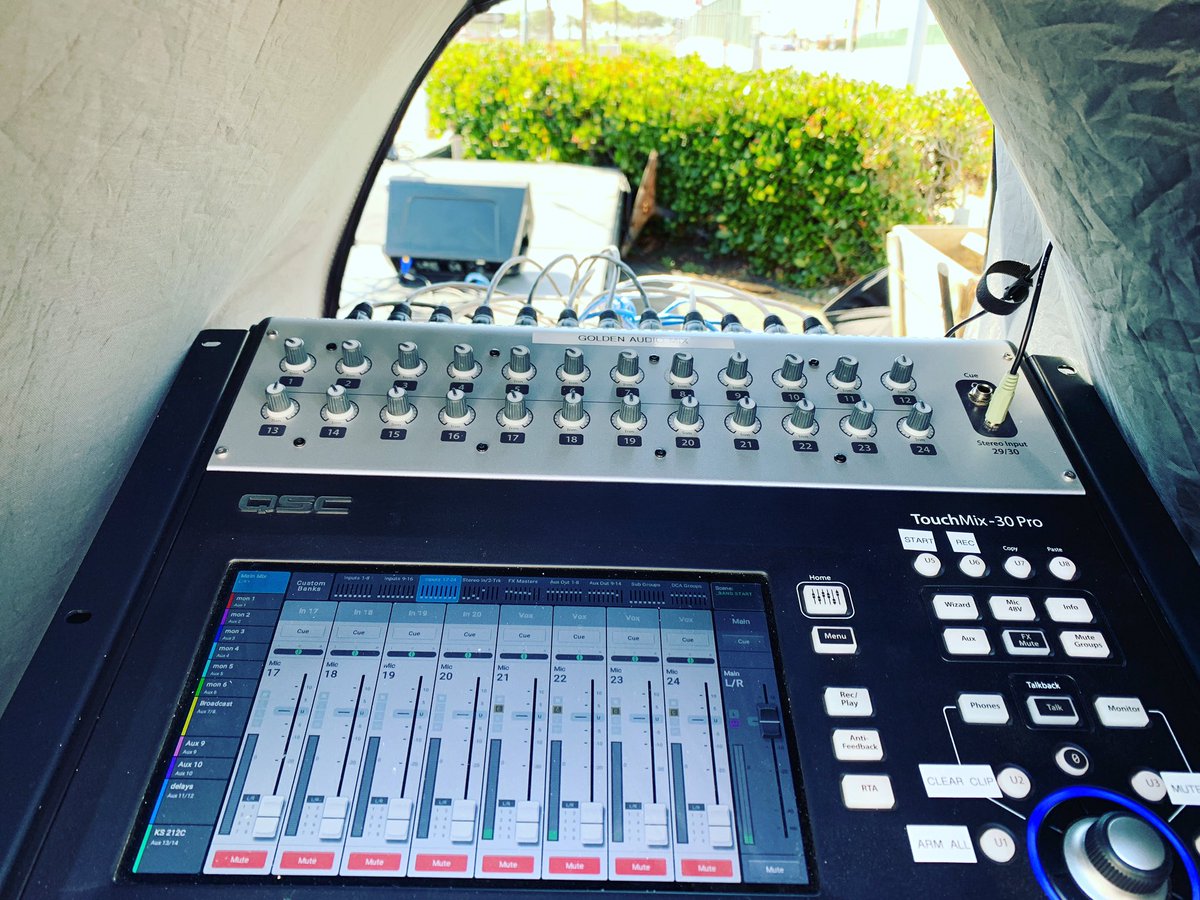GoldenPreciado's tweet photo. TouchMix hack of the day: use the windshield sun shade from your car and tuck the sides underneath your mixer to create a nice little screen covering so you can easily see it in broad daylight.  #qscmoments https://t.co/sjodbvaA0j