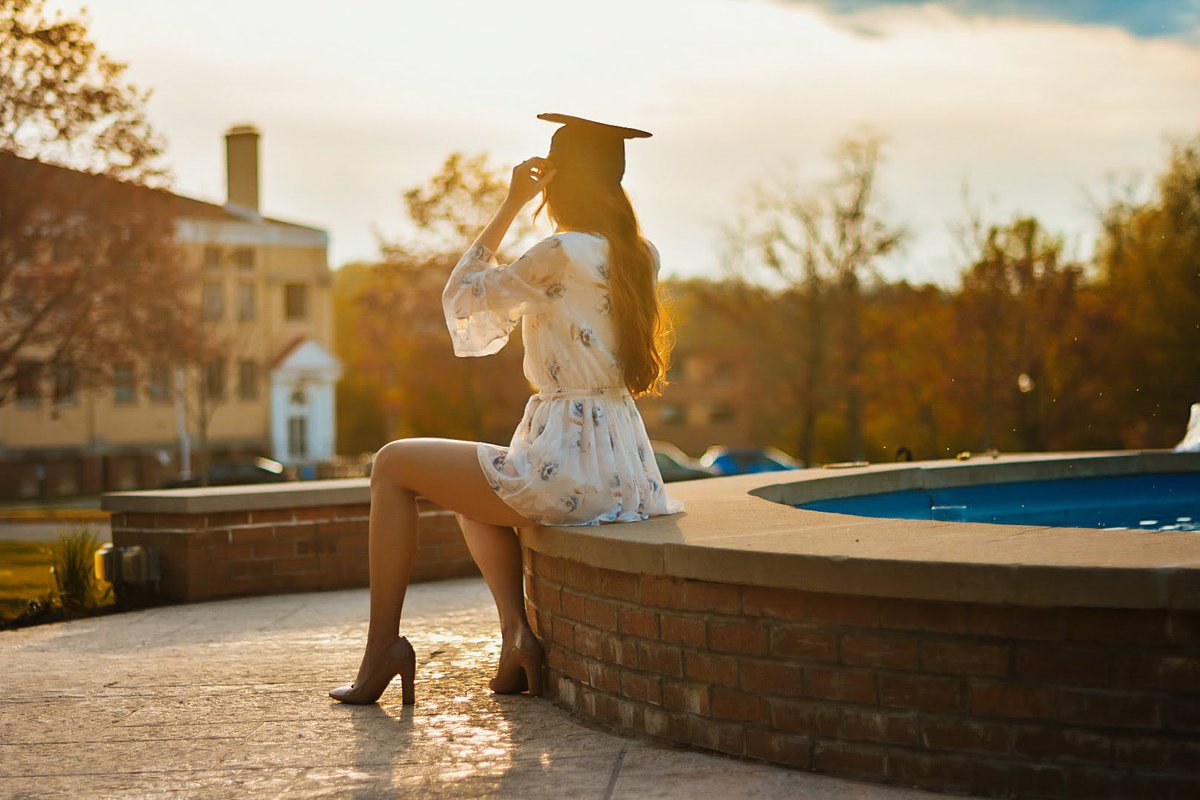 hrjohnson24's tweet photo. Educated✨

photo creds @swervingirv https://t.co/V0ULx7OyOL