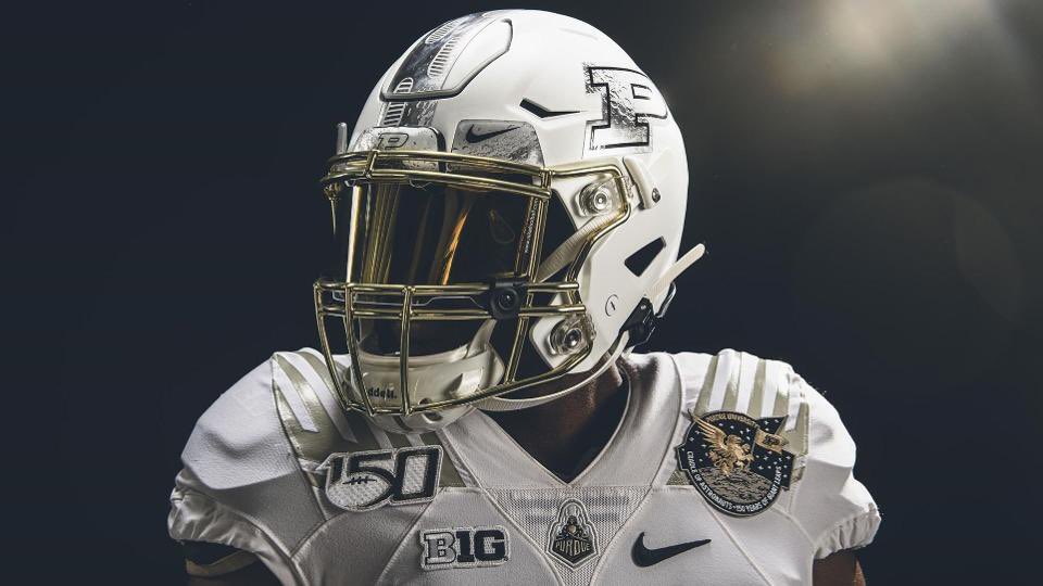 themarkelporter's tweet photo. #AGTG Blessed to receive an offer from the University Of Purdue #BoilerUp @BoilerFootball @CoachCBarclay @CoachSamuels11 @Duncanville_Fb https://t.co/2BnCn93RF2