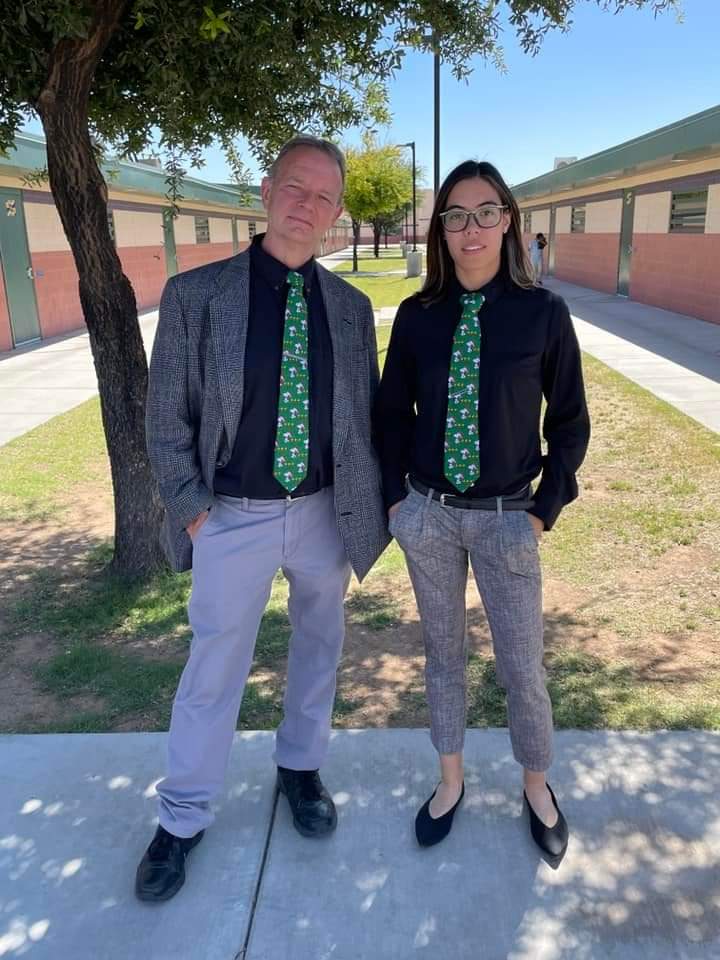 SunsetEagles's tweet photo. Secret Staff Spirit Day #2.  What could the theme be 🤔🤔🤔🤔🤔🤔 https://t.co/kzLm3j1tMS