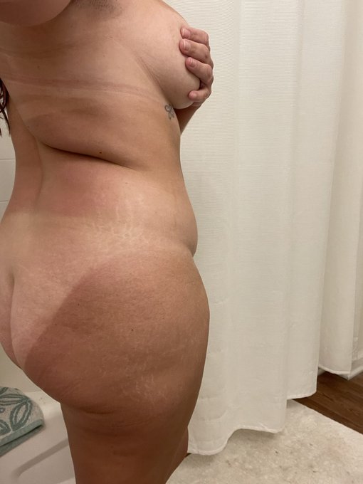 Time to wash off these orgasms   #hotwife #vixen https://t.co/29d3GGPbpk<a href="/tag/hotwife"class="tags">#hotwife</a><a href="/tag/vixen"class="tags">#vixen</a>