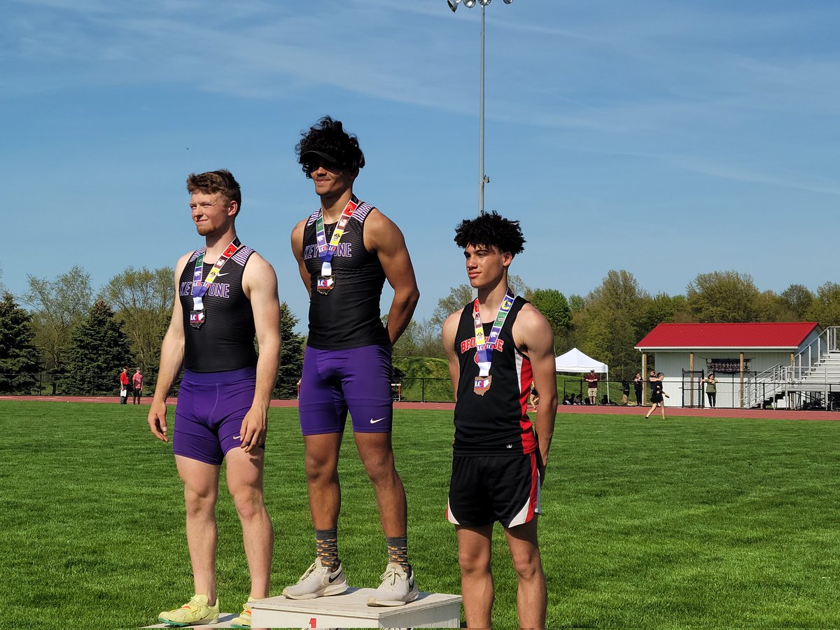 Freshman Dominic Lundberg 3rd in the Long Jump with a new personal best 19-11!!