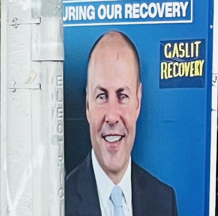 zzrdvrk's tweet photo. Josh &amp; Scott appear to be in cahoots with Clive to offer us a 100% fossil &amp; gaslighting-powered electrical storm of crony capitalism for three more years. 

Why aren’t they being asked about this? 

#PutThemLast #KooyongVotes #auspol  #AuspolAsks https://t.co/PCQyLb37c1