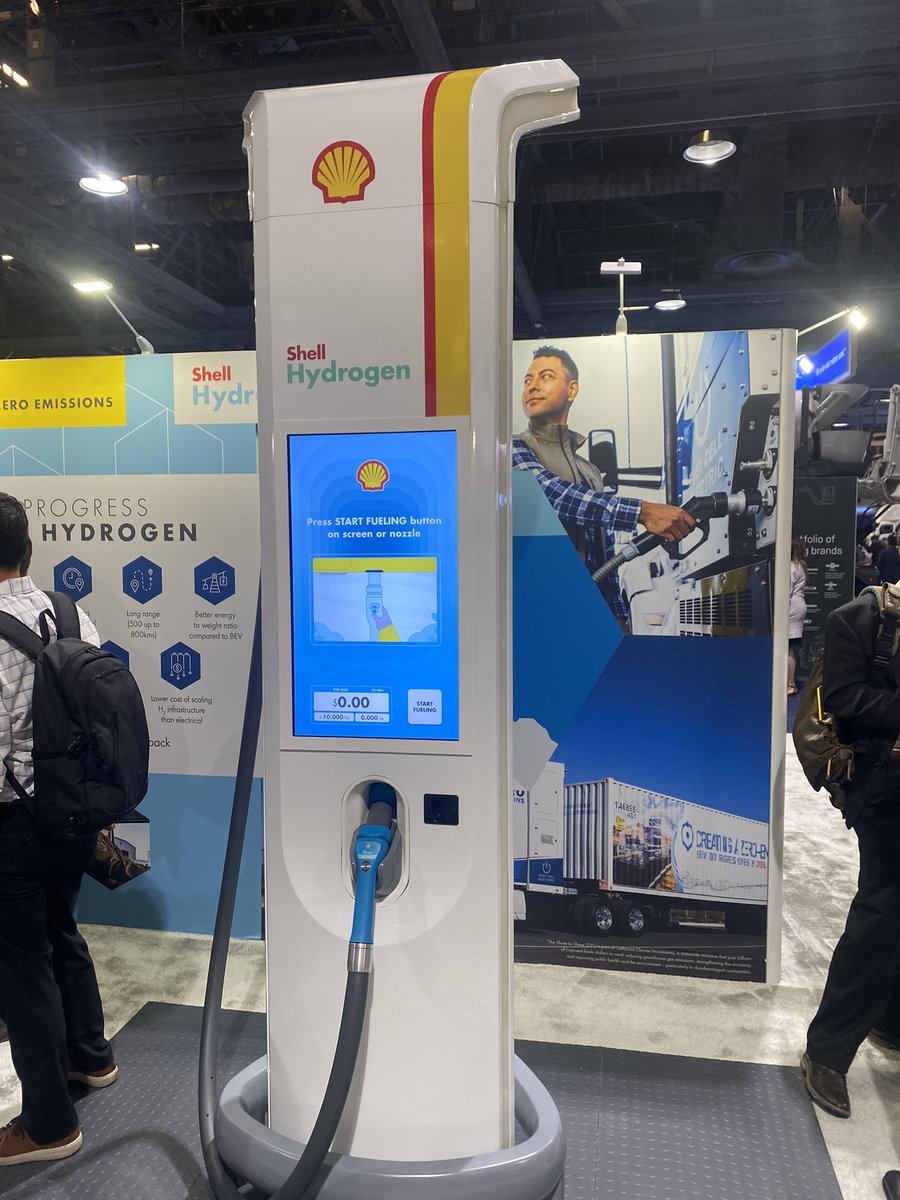 ANativeAngeleno's tweet photo. Got a chance to see Shell’s new dispenser for its hydrogen stations.   #ACTexpo22 #ACTexpo https://t.co/zaaNHVBNWv