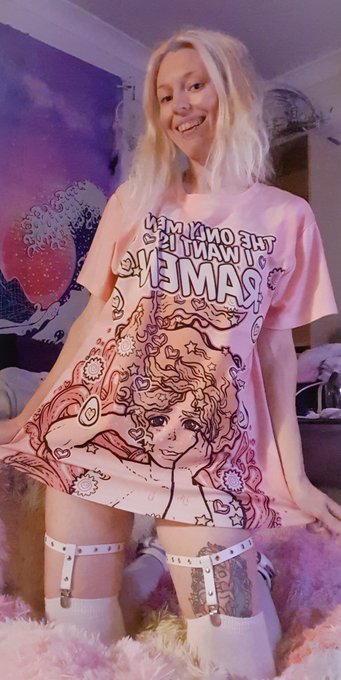 420 stoner boner 🍃😜  Sent out some nudes while having a sesh lastnight 💖  #stoners #horny #420sw #nsfw<a href="/tag/horny"class="tags"><span>#horny</span></a><a href="/tag/small"class="tags"><span>#small</span></a><a href="/tag/thot"class="tags"><span>#thot</span></a><a href="/tag/thighhighthursday"class="tags"><span>#thighhighthursday</span></a><a href="/tag/nsfw"class="tags"><span>#nsfw</span></a><a href="/tag/stoners"class="tags"><span>#stoners</span></a>