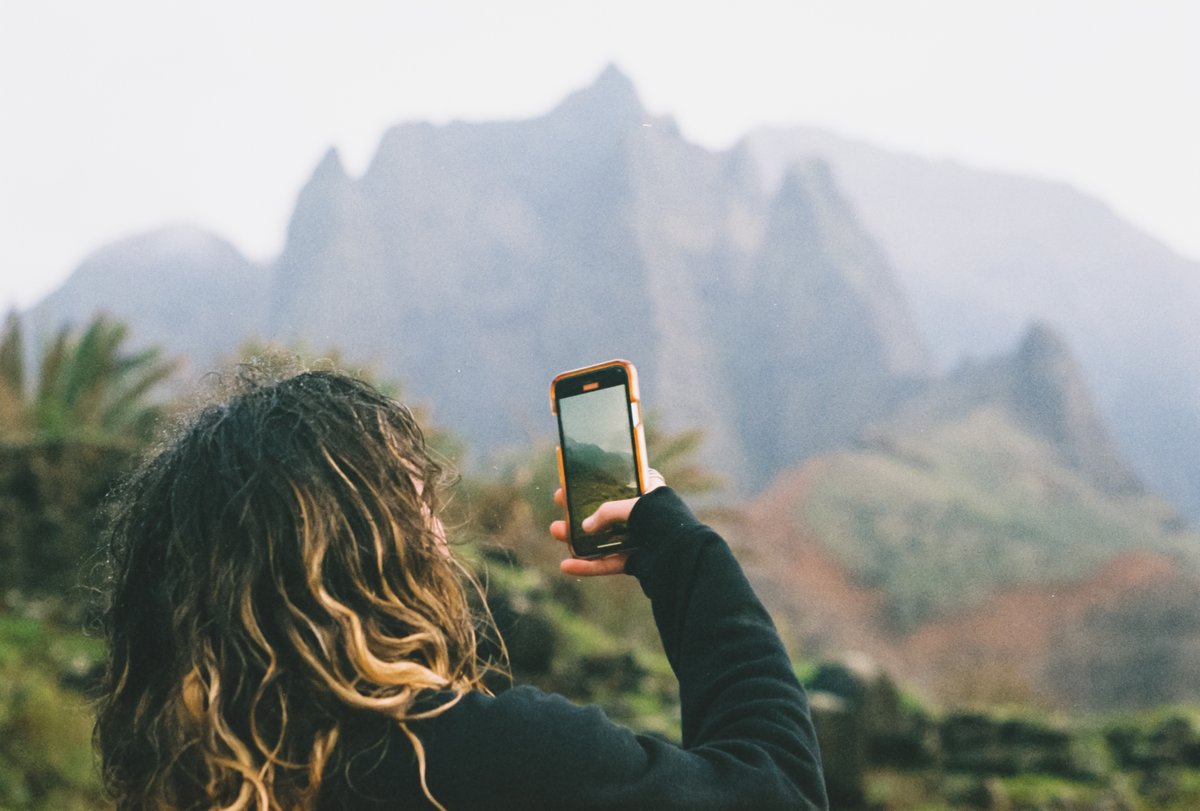 alexmack__'s tweet photo. fotos I took on the Nā Pali coast 🎞️ https://t.co/bRHfYrUlHd