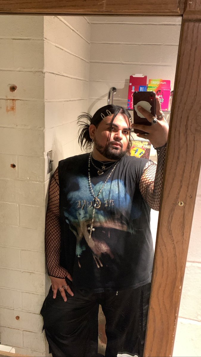 ConchaJoseph's tweet photo. work fits ❤️‍🔥 https://t.co/Pbo9mxXIqt