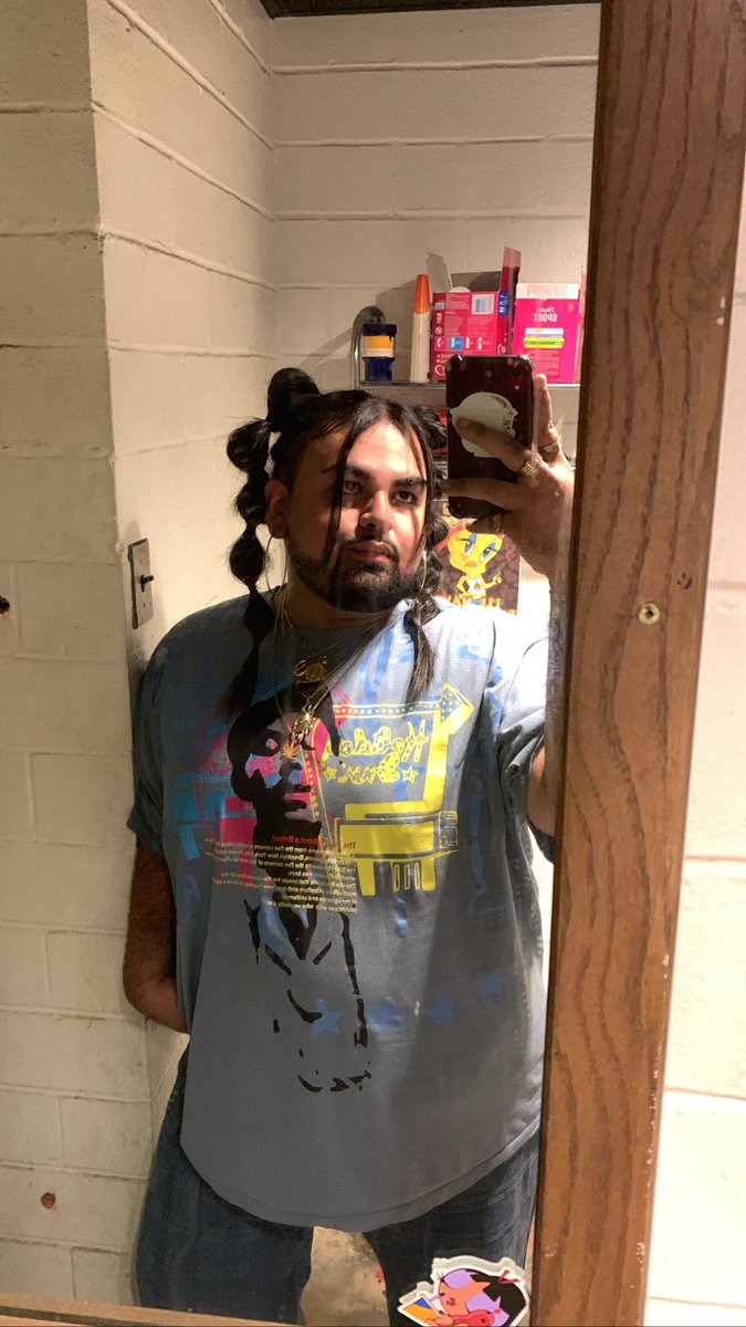 ConchaJoseph's tweet photo. work fits ❤️‍🔥 https://t.co/Pbo9mxXIqt