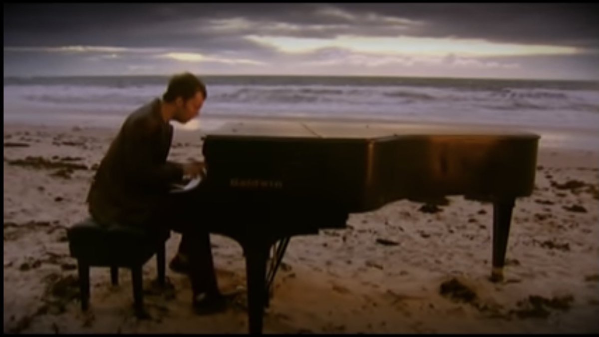 MarniMead4's tweet photo. I’m left wondering if @BenFolds was thinking it’s so weird to be back here while playing himself on a beach playing a grand piano in @thewildsonprime 20 years (give or take) after he’d done it before 🤷🏻♀️ #StillFightingIt #TheWilds https://t.co/SDSzWrIz1U