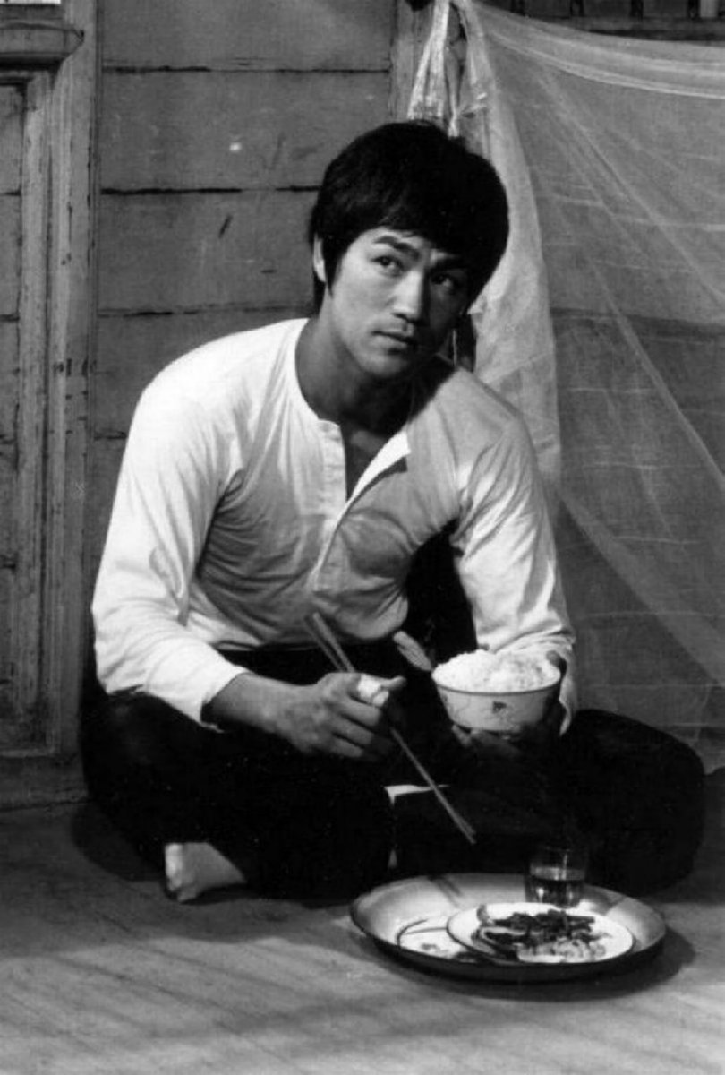 ValaAfshar's tweet photo. If you love life, do not waste time, for time is what life is made up of. —@brucelee https://t.co/LAaLoWefgb