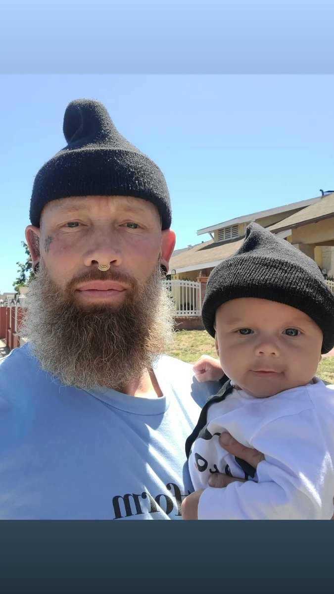 ErnestDoty's tweet photo. Me and Turbo chillin hard https://t.co/sVByhra6of