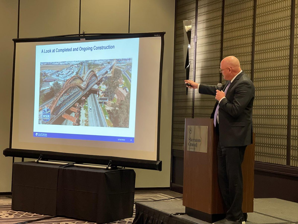 CaHSRA's tweet photo. Thanks to @WTSLosAngeles for hosting CEO Brian Kelly to provide an update on the latest progress of California high-speed rail! It's always a pleasure to speak with you and partner to advance women in transportation.
#WTS #WTSLA https://t.co/GHX4NxTUXB