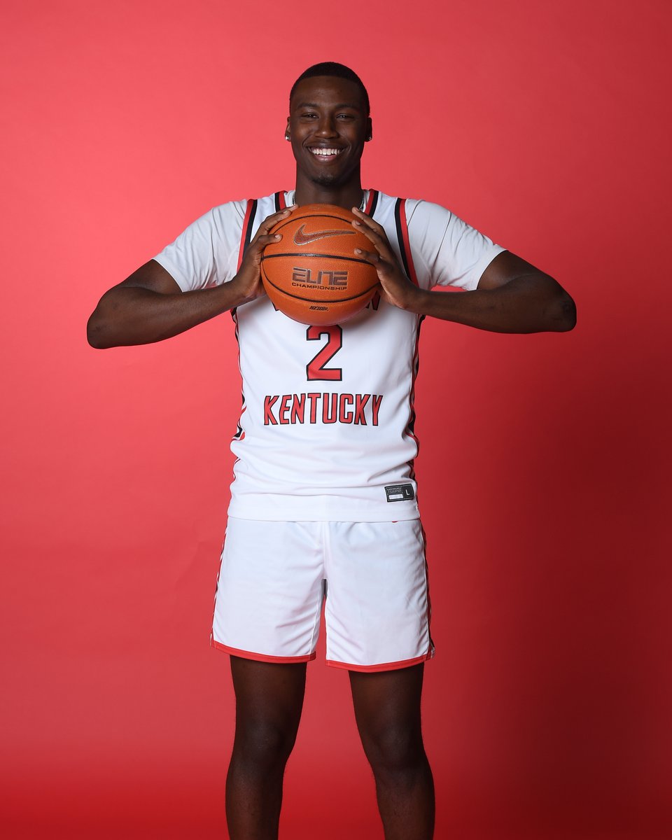 WKUBasketball's tweet image. Make sure you're giving our new guys a follow ⏬

📲 @dontaieallen11 
📲 @TYRONEM00412760 
📲 @falloud1 
📲 @khristianlander 

#GoTops