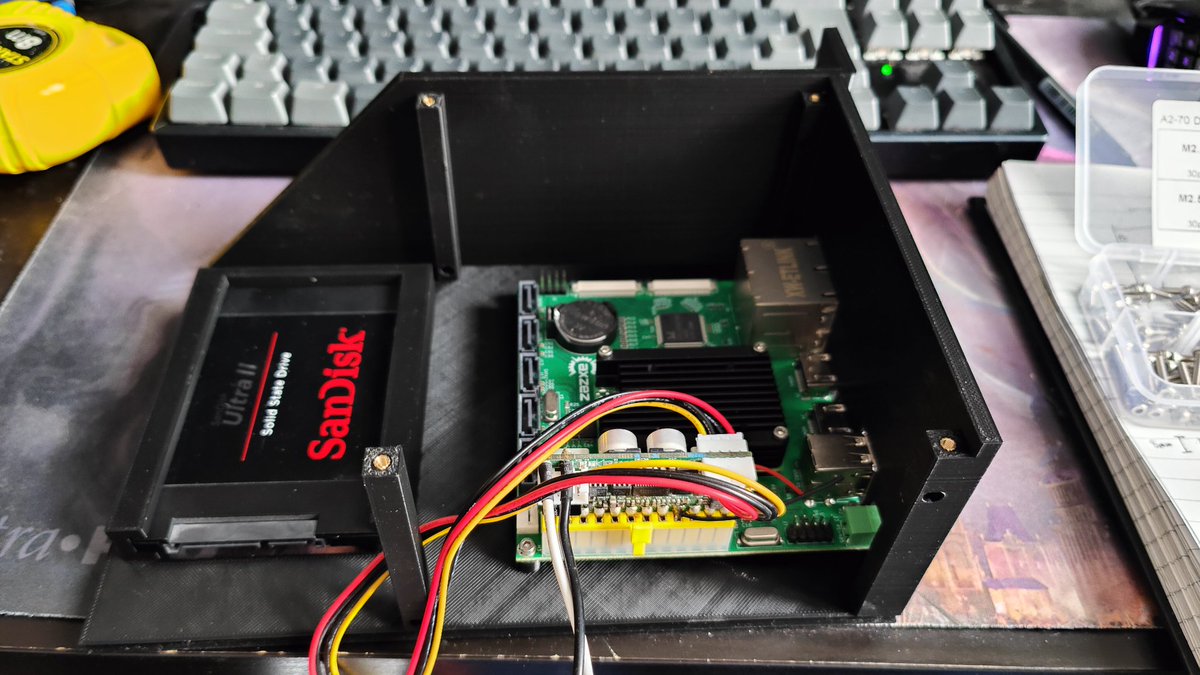AntonyDerham's tweet photo. Stage 1 of my 2U, Raspberry Pi-based NAS https://t.co/YJjyEAEOBP