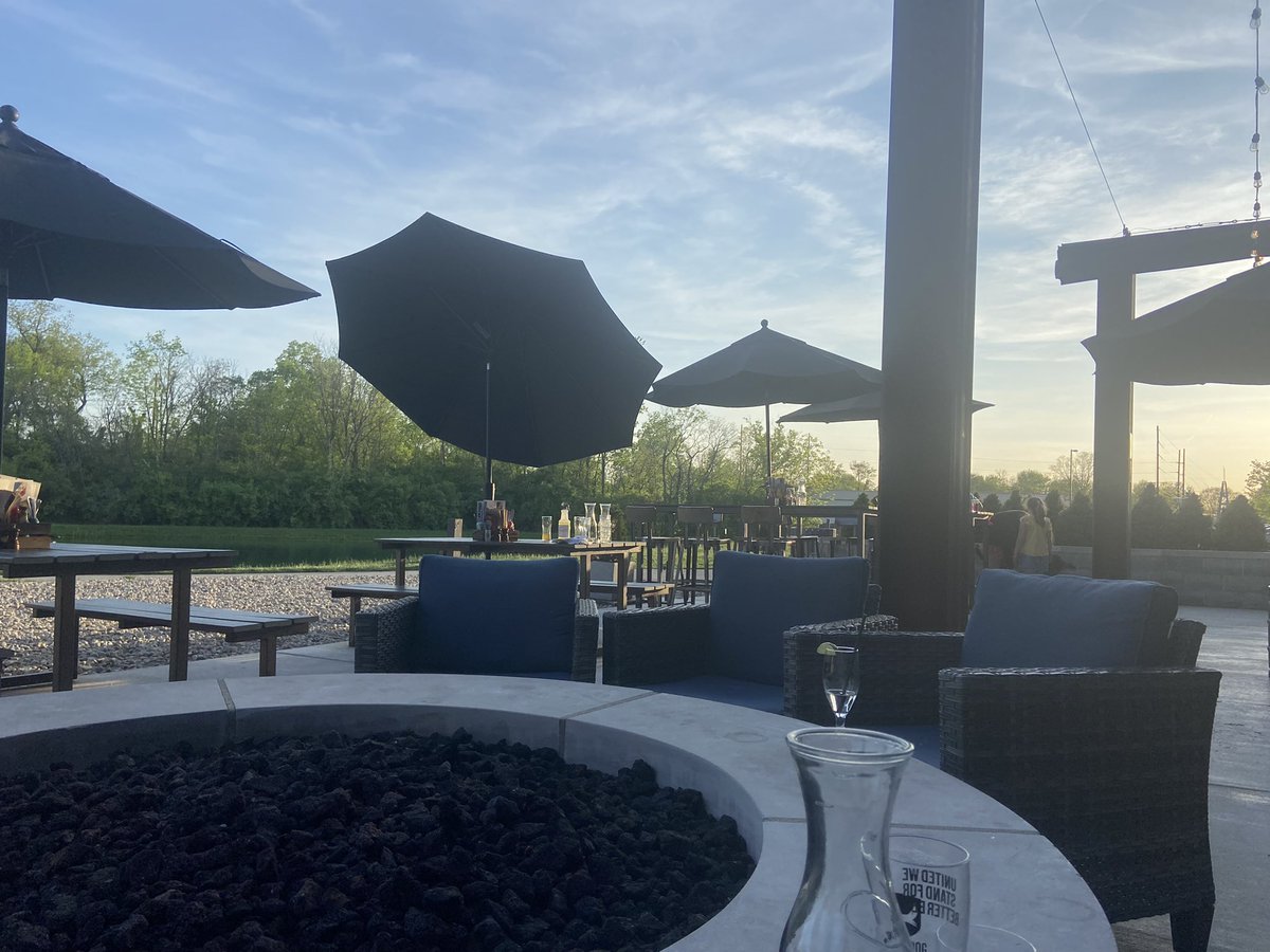 Shana Leonard tweet media