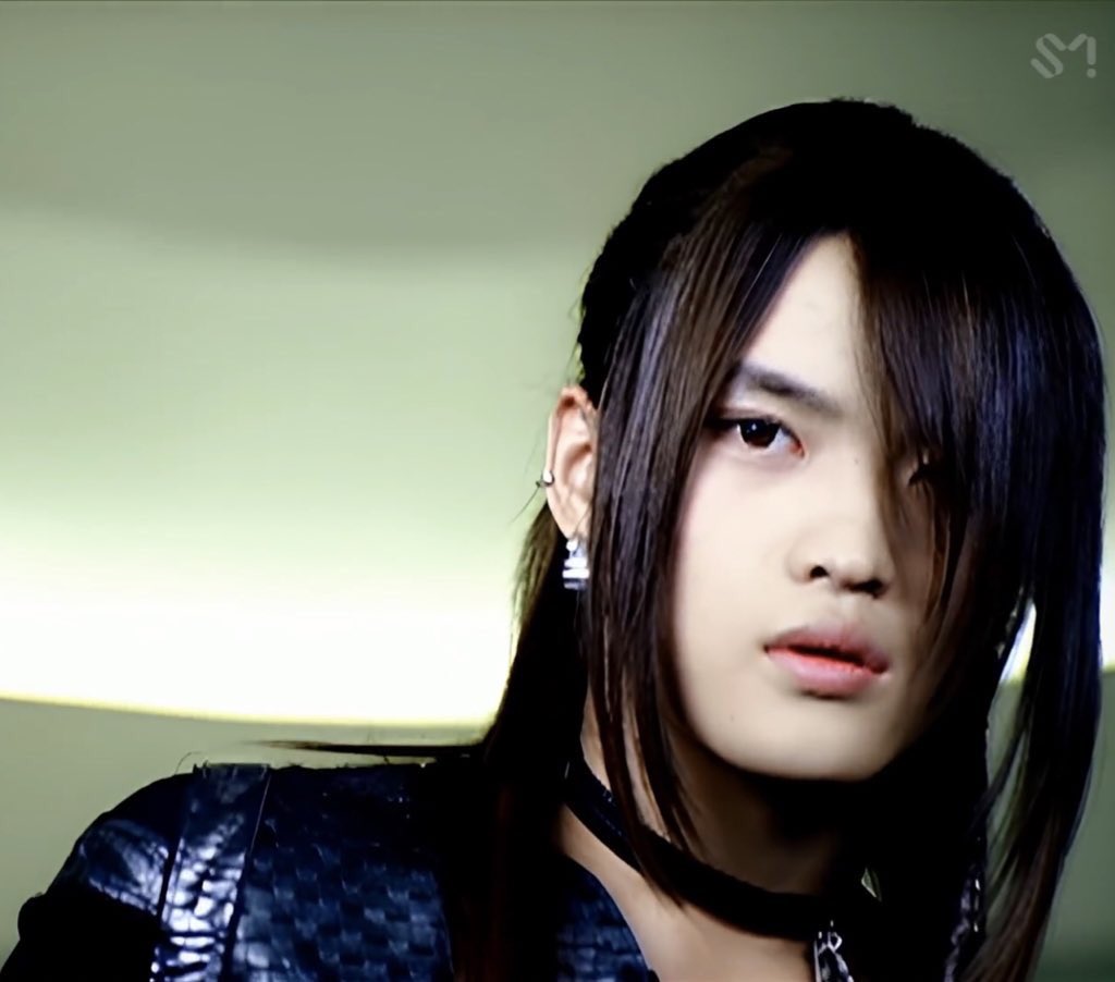 dbskfanbaseid's tweet photo. we stan GODS 🔺🔥🔥
watch this holy song 👉🏻 https://t.co/H9d1OAcujj
#SM_Remastering_Project #RemasterMV
#리마스터링프로젝트 #SMSTATION #동방신기 #TVXQ! #Tri_Angle https://t.co/opMp5ttSjV