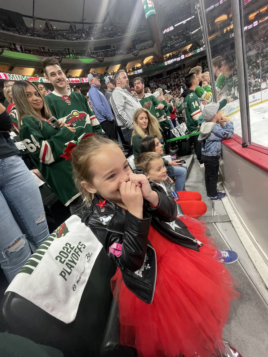 Kelly Talbot tweet media