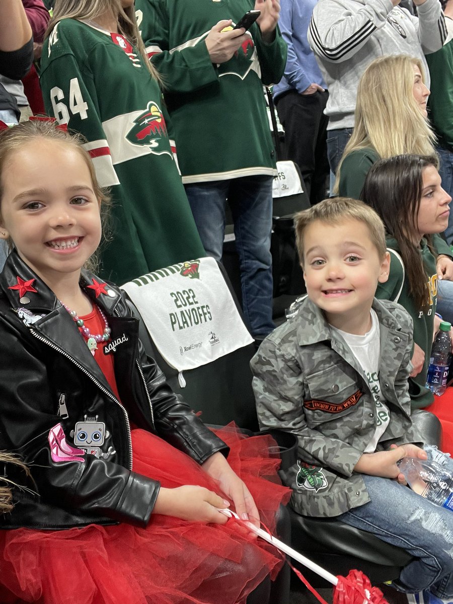 Kelly Talbot tweet media