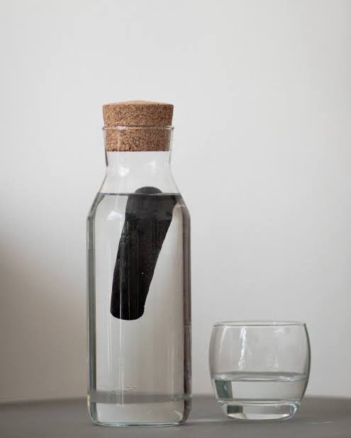IAMJUDITHHEARD's tweet photo. Drink water from a clean glass bottle and see how successful your day goes ππΎππΎππΎππΎ
#conserveug
#WED2022
#judithheard
#plasticfreeworld #plasticfreeafrica #plasticfreeuganda https://t.co/Wb6gMUvcau