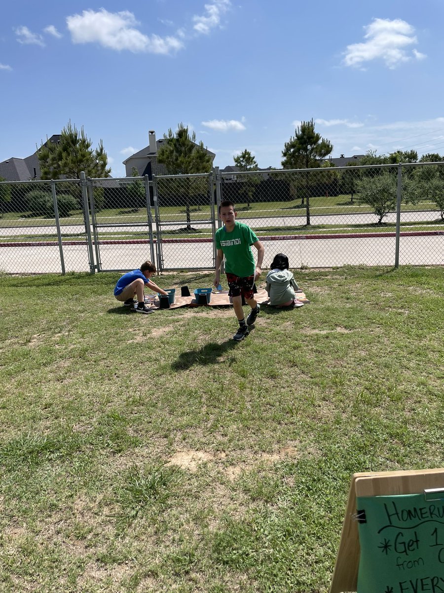 LeMeilleur4thgr's tweet photo. All STAAR Review…my kiddos hit it out of the park. #ACECubs #ACE4thgrade https://t.co/eazseMCSQv
