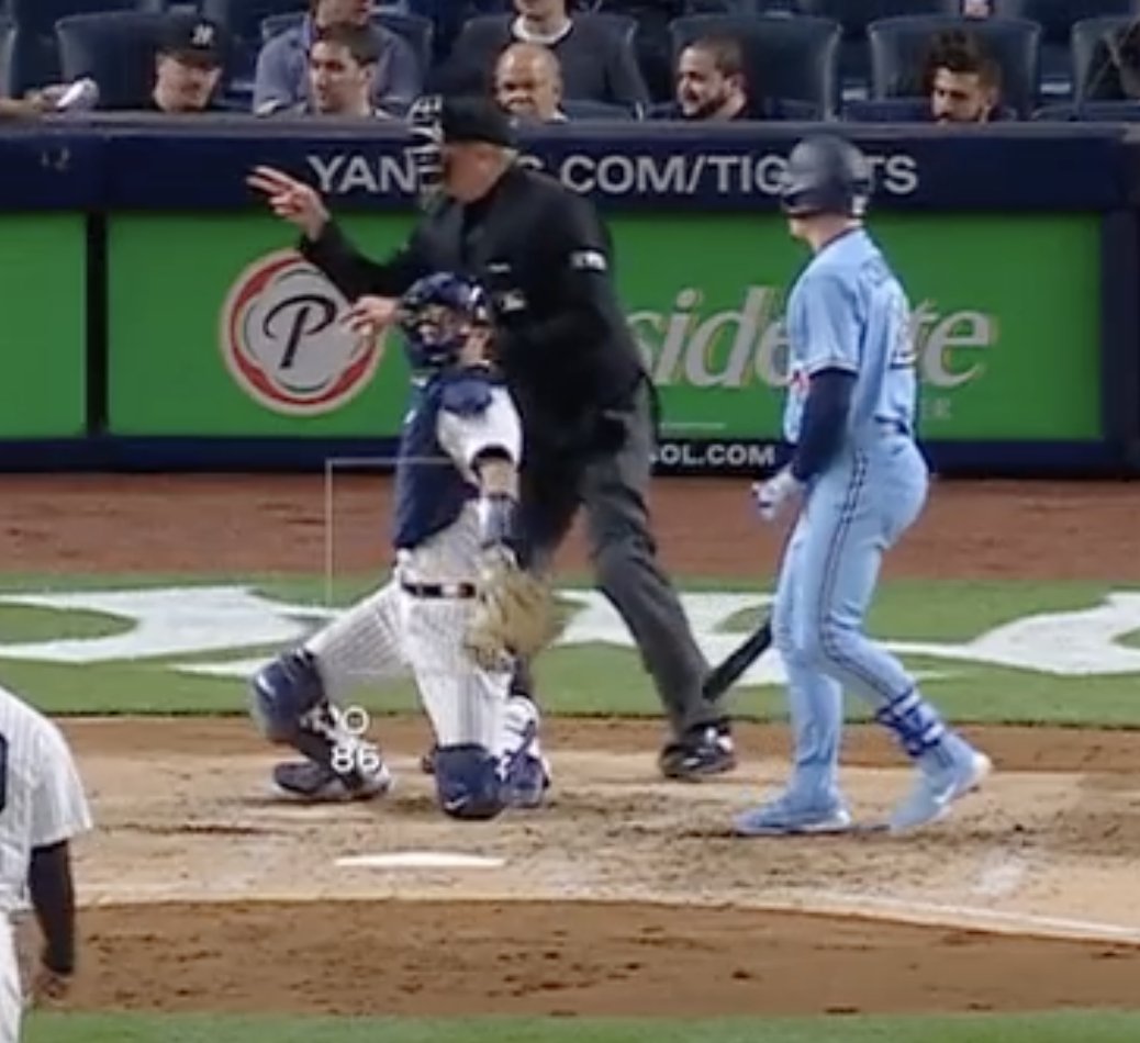 umpjob's tweet photo. The fourth inning for the Blue Jays https://t.co/wzOLp94ncr