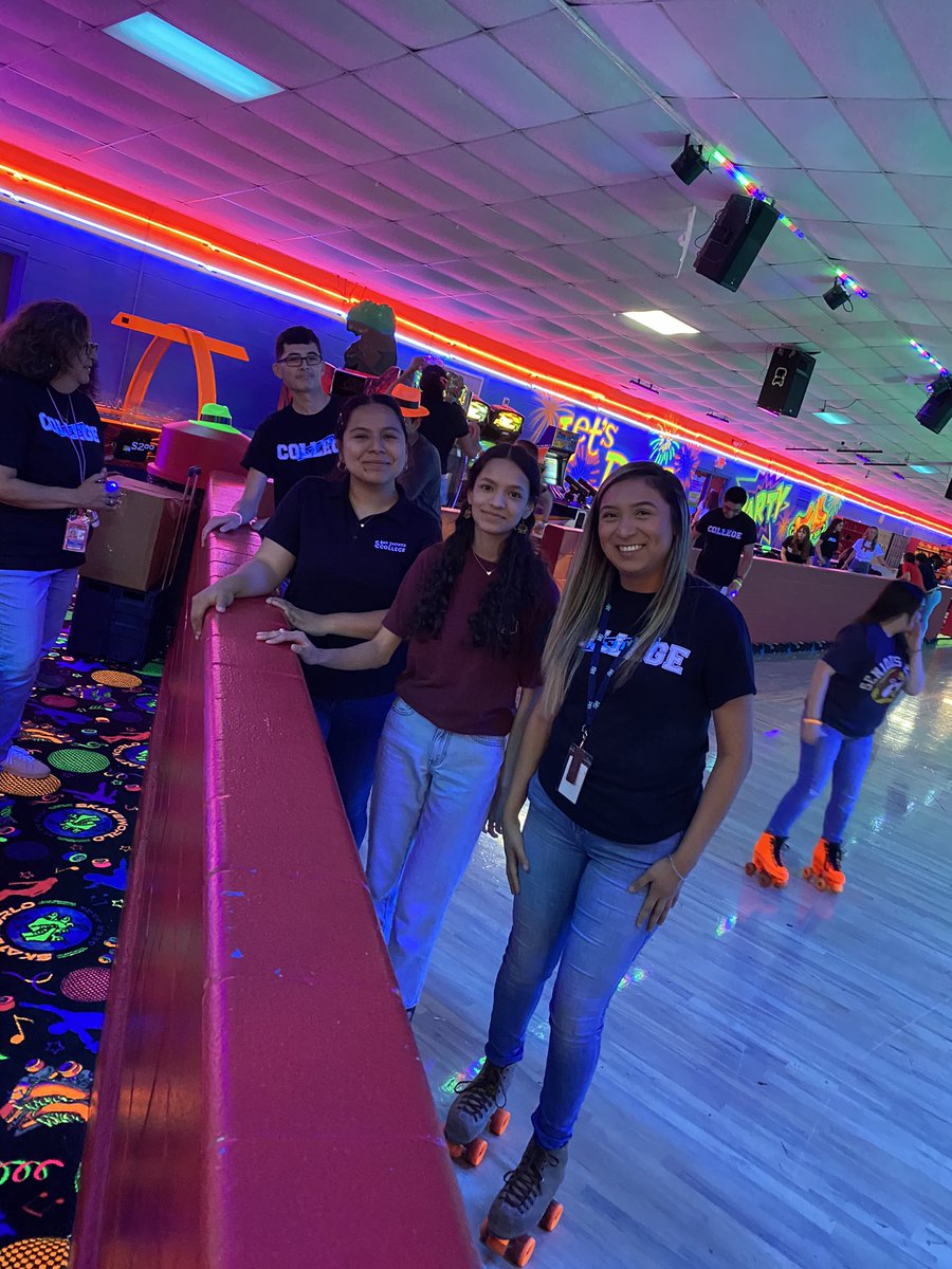 Thank you to our AMAZING team of chaperones, who are some of my favorite Texans!! What would I do without my Texan family? And thank you <a href="/SanJacCollege/">San Jacinto College</a> for chaperoning and gifting our seniors too!! 💙🛼🚌#chaps