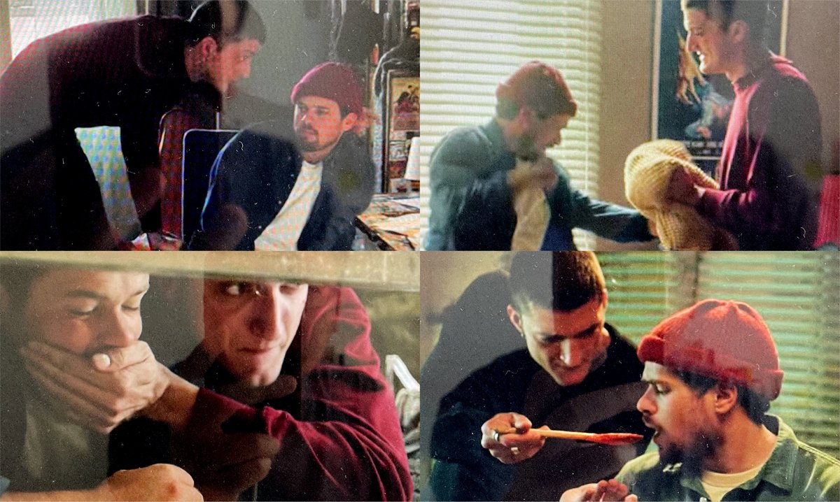 Netflix イタリア映画 『#ターニング・ポイント』四コマ映画
note.com/fukuihiroshi/n…

窃盗犯ジャックが、マフィアから追われて逃げる途中で偶然出会った引きこもり青年ルドヴィコのアパートで共同生活を始めるー
#イラスト
#人物イラスト
#映画イラスト
#マンガ 
#RiccardoAntonaroli
#BrandoPacitto