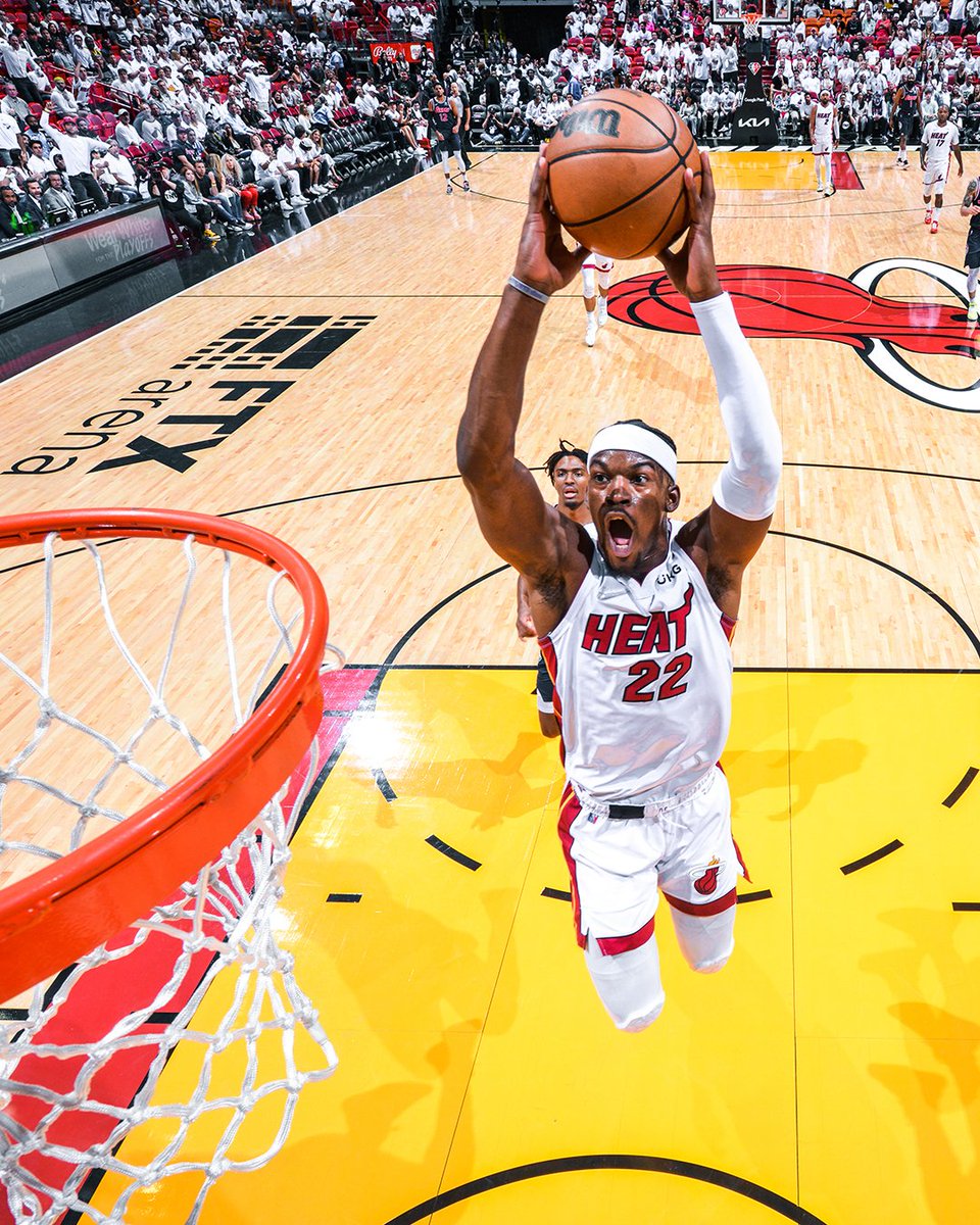 MiamiHEAT's tweet photo. big mood https://t.co/5W2vNEmfLH