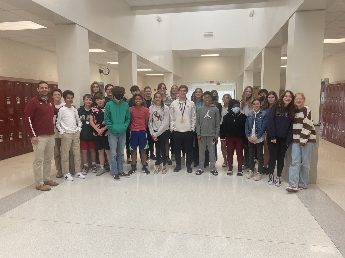 jlnardel's tweet photo. Introducing these amazing Cox students who were recently awarded a teaching contract with the city of Virginia Beach! We could not be more proud of these future educators!💛💚@BeachSupe @coxfalconpress @FrankWCoxHS @greatneckms @TrantwoodES @LinkhornParkES @JbdElem https://t.co/YnX9BQctuR
