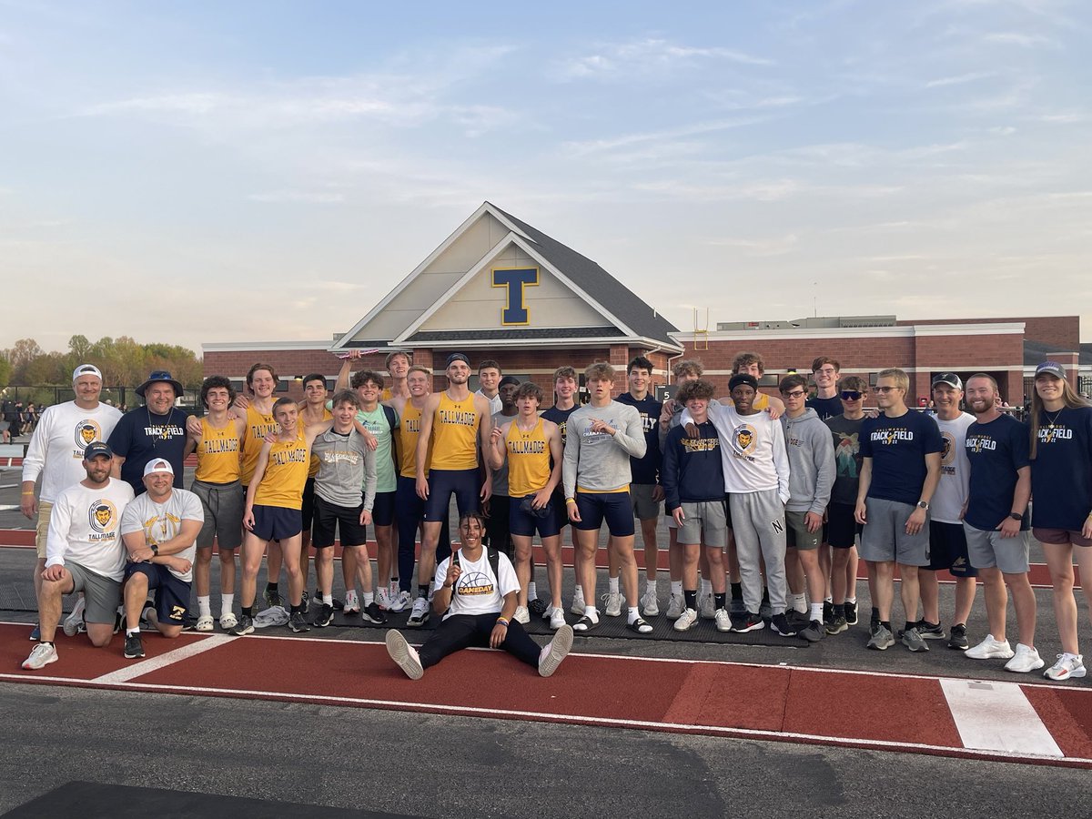 Tallmadge_track tweet media