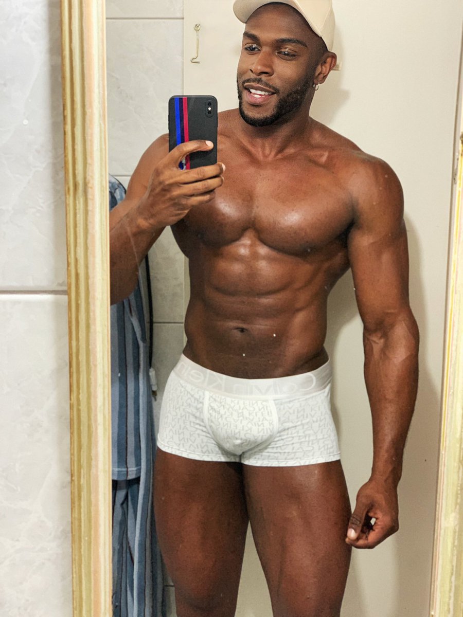 boyomoanderson's tweet photo. 🫡🥵 https://t.co/InUNUalVtM