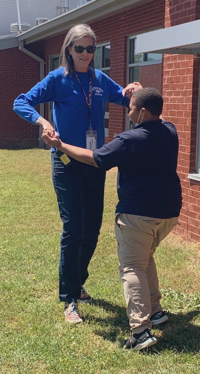 Mrs. Spangler tweet media