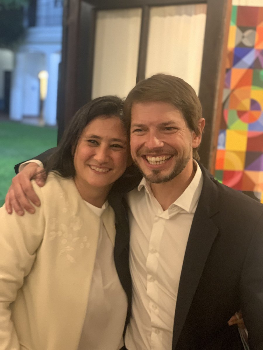 Felicitaciones Guillermina Soria, nueva Presidenta del Colegio de Abogados de San Isidro. 

También felicitaciones a los Consejeros, miembros del Tribunal de Disciplina y de la Caja de Previsión Social electos.